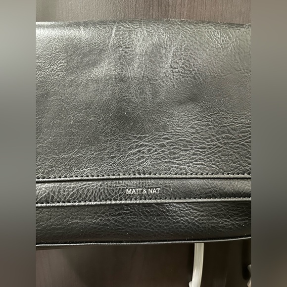 Matt & Nat Vegan Leather Purse - Picture 2 of 6